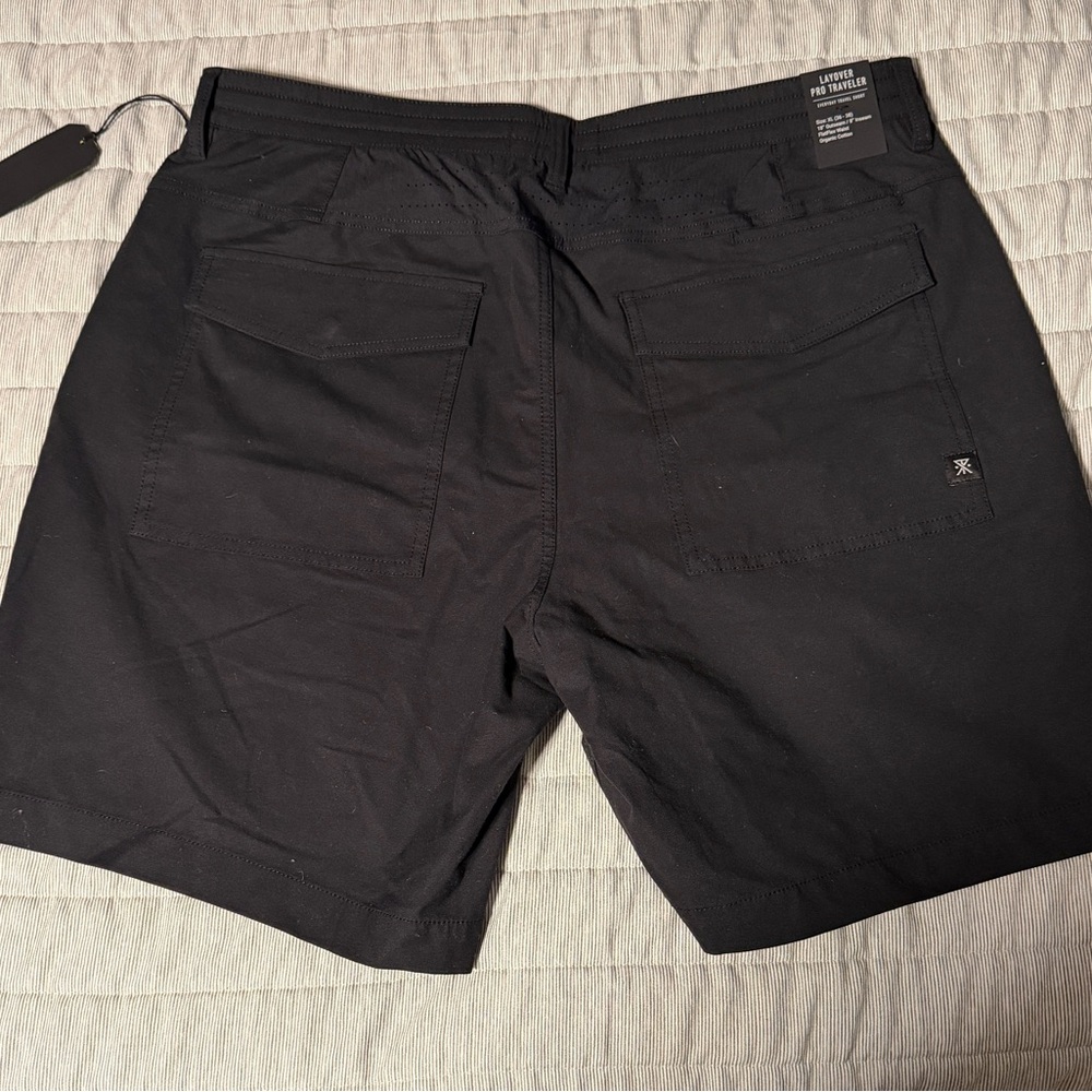 Roark Layover Pro Traveler Shorts - Men's  XL 8”